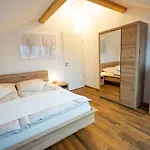 Hochwertiges / 120m² / Dachterrasse / Parking Lejlighed *