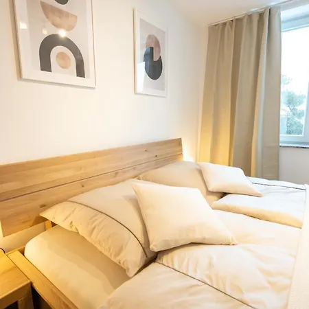 Appartement Hochwertiges / 120m² / Dachterrasse / Parking *