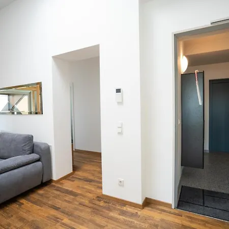 Διαμέρισμα Hochwertiges / 120m² / Dachterrasse / Parking