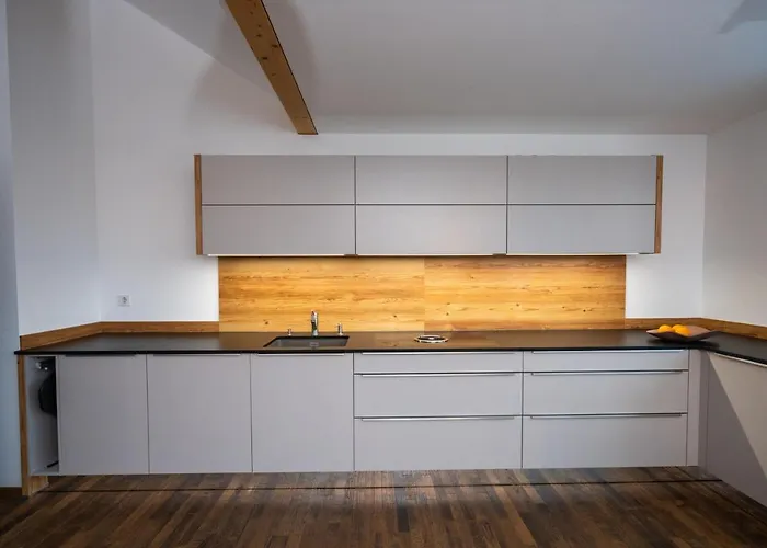 Hochwertiges / 120m² / Dachterrasse / Parking