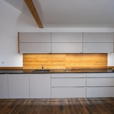 Hochwertiges / 120m² / Dachterrasse / Parking