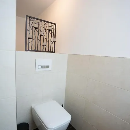 Hochwertiges / 120m² / Dachterrasse / Parking Appartamento Dresda